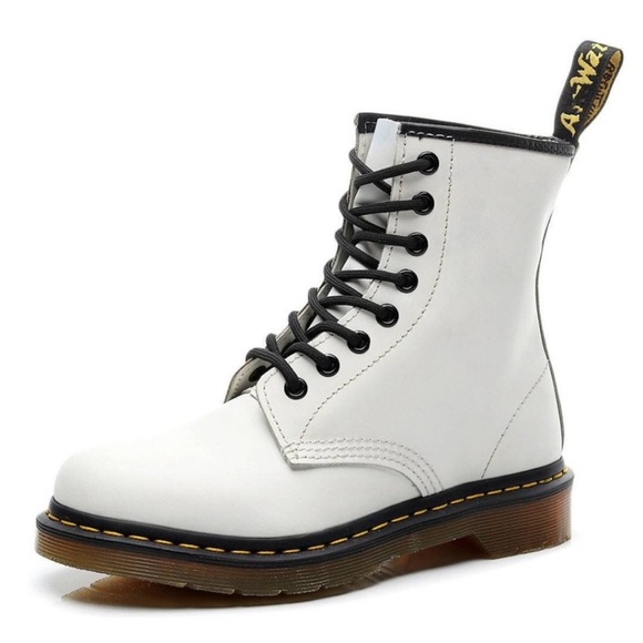 Dr. Martens Shoes - DR. MARTENS Zavala White Leather Lace Up Boots Size 6